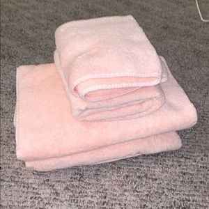 Light Pink Bath & Hand Towels